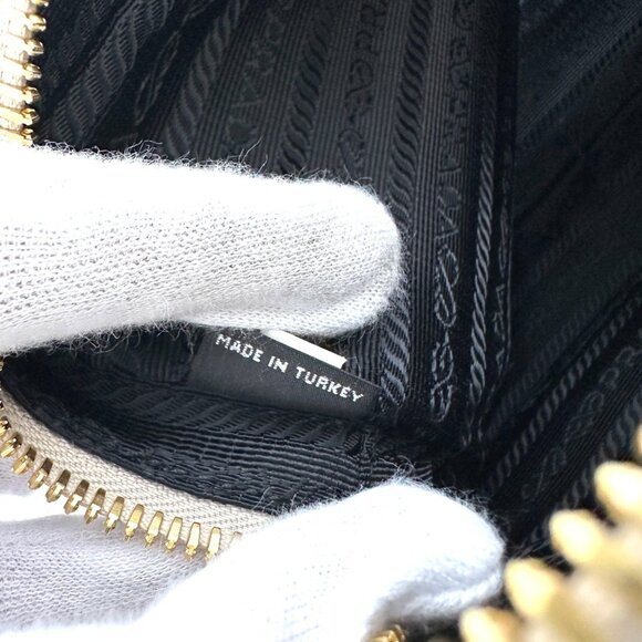 PRADA White Leather Pochette Shoulder Bag - Picture 12 of 14